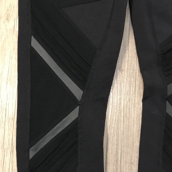 Alo Yoga Ultimate High Waist Leggings XS Black - Picture 7 of 7